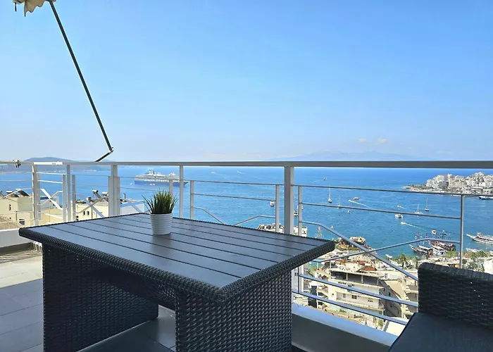 Apartmán Two Bedroom With Sea View 287